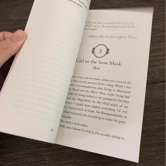 Banished Betsy Schow paperback book - Picture 4 of 5